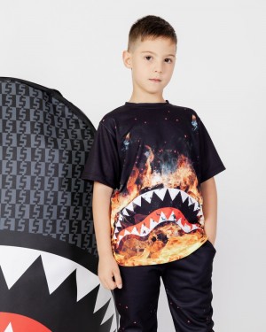 Black Sprayground Shark On Fire Kids' T Shirts | 346868178