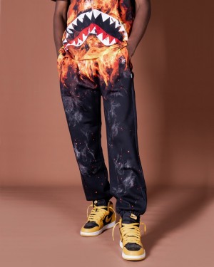 Black Sprayground Shark On Fire Men's Joggers | 306815871