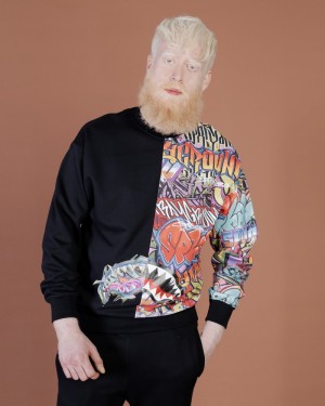 Black Sprayground Split Graffiti Crewneck Men's Sweatshirts | 89946918