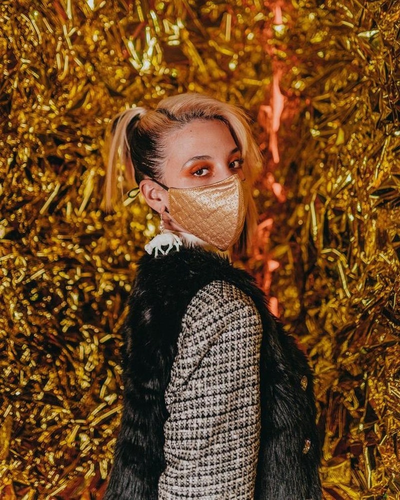 Gold Sprayground Fixed Filter Gold Spucci Pvc Fashion Women's Face Masks | 78076123