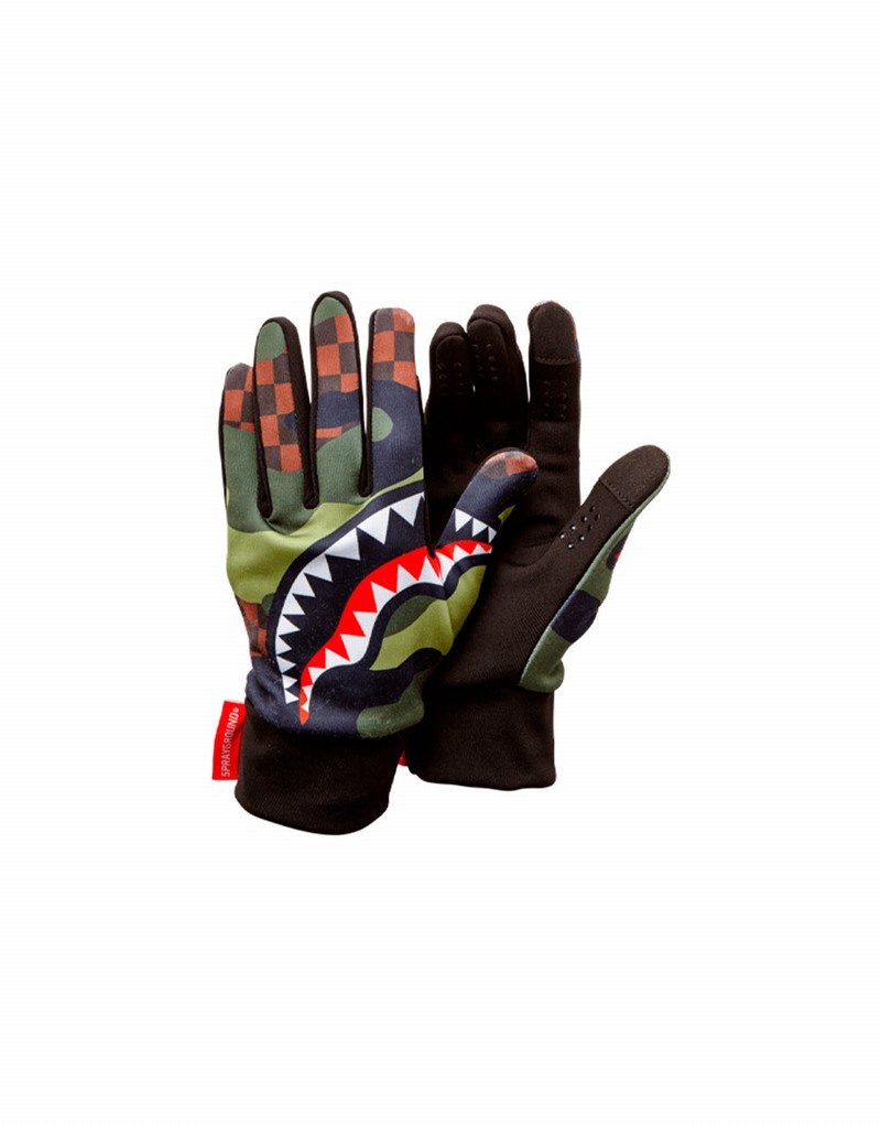 Green Sprayground Checkered Camo Men's Gloves | 9096131