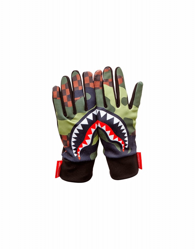 Green Sprayground Checkered Camo Men\'s Gloves | 9096131