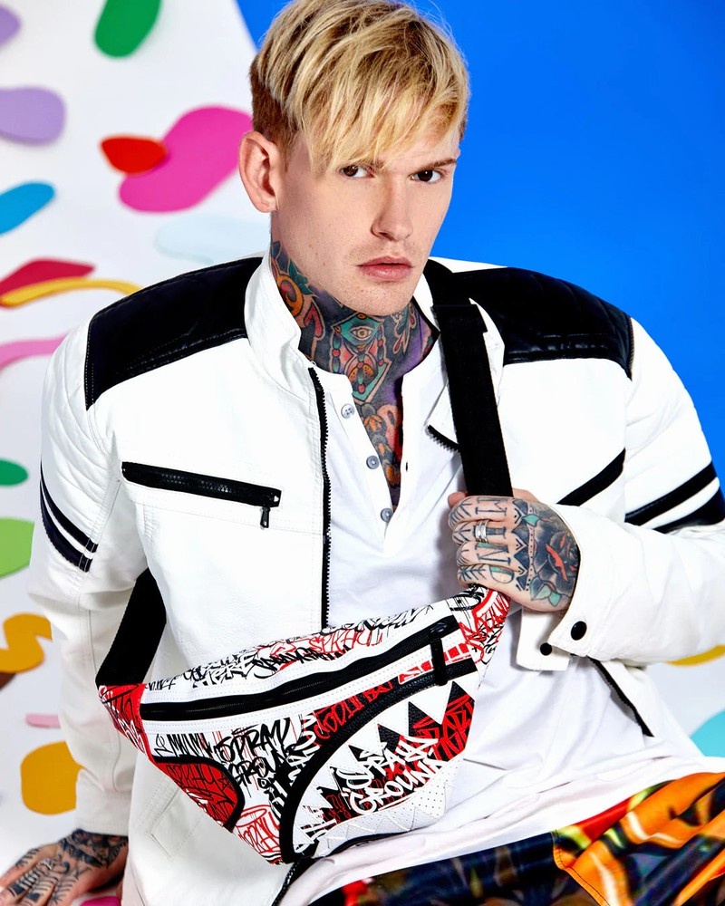 White Sprayground Vandal Men's Waist Bags | 456316969